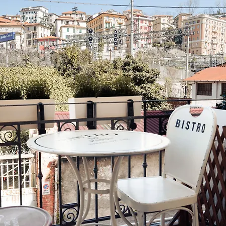 Le 5 Terre Πανσιόν Λα Σπέτσια