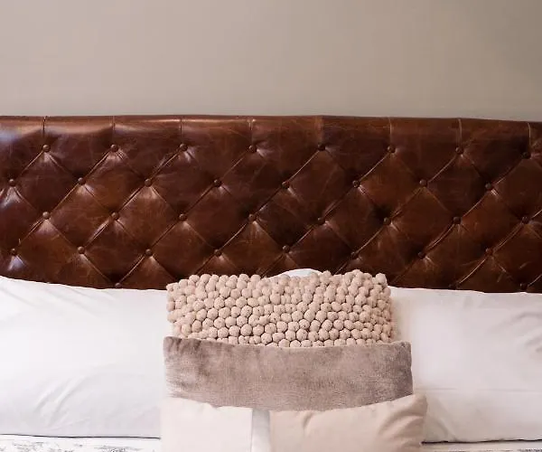 Le 5 Terre בית הארחה 4*